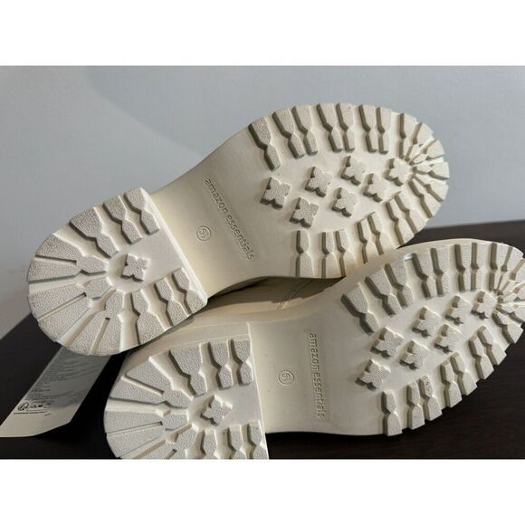 Amazon Essentials Women's Lace-Up Combat Boots 5.5 Rubberized Chunky Outsole - Picture 7 of 7